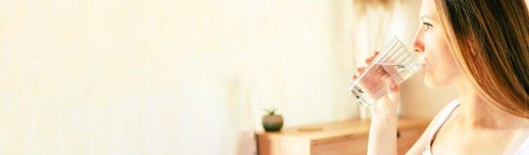 Read more about the article The Dehydrating Effects of Caffeine and Alcohol: What You Need to Know